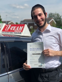 Congratulations to Simon passing his driving test with L-Team driving school for the first time!! #passed#driving#learner🏆 #manchester#drivinglessons #help #learning #cars Call us now to get booked in on 0333 240 6430<br />
<br />
PASSED JULY 2018 🏆