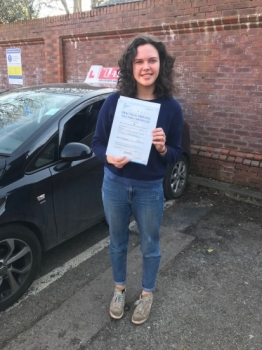Congratulations to Kate passing her driving test with 

L-Team driving school for the first time!! #passed#driving#learner #manchester#drivinglessons #help #learning #cars Call us know to get booked in on 0161 610 0079



PASS IN MARCH 2018...
